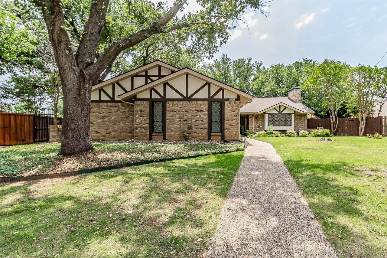 2604 Twinpost Ct - Photo 2 of 30