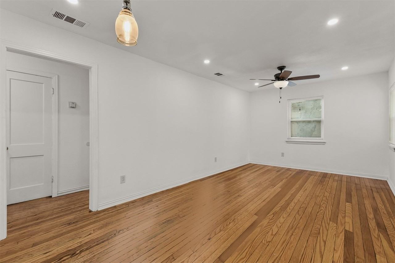 3004 Ballinger Dr - Photo 4 of 18