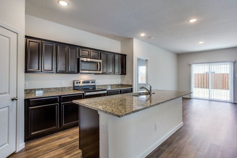 304 Briar Cv - Photo 4 of 10