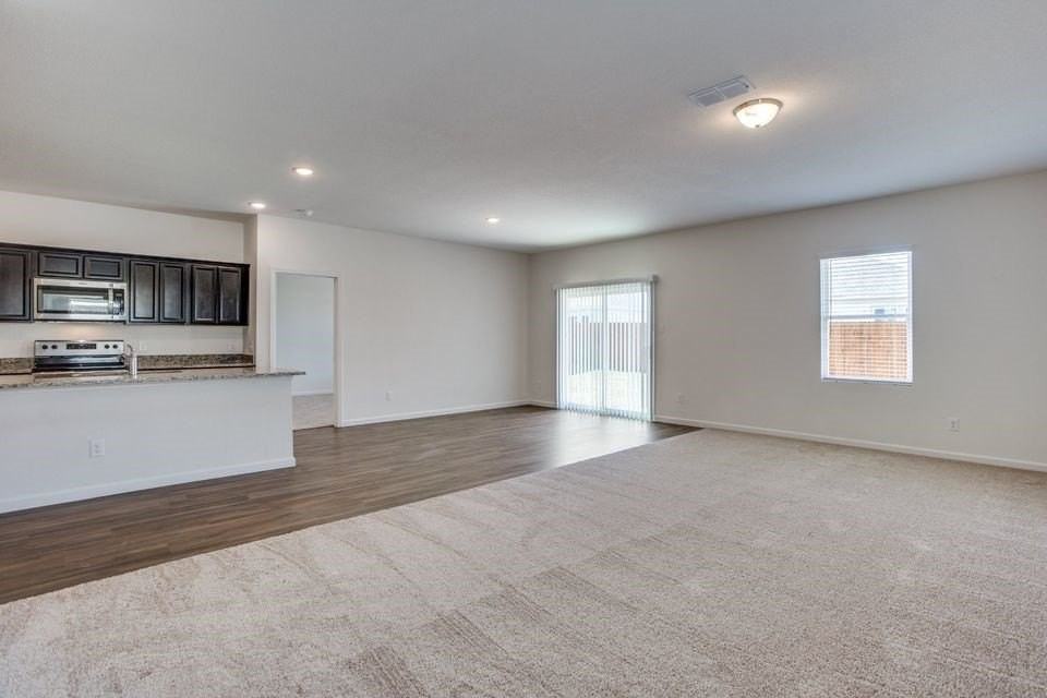 304 Briar Cv - Photo 6 of 10