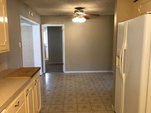 5234 Burbank Dr - Photo 7 of 18