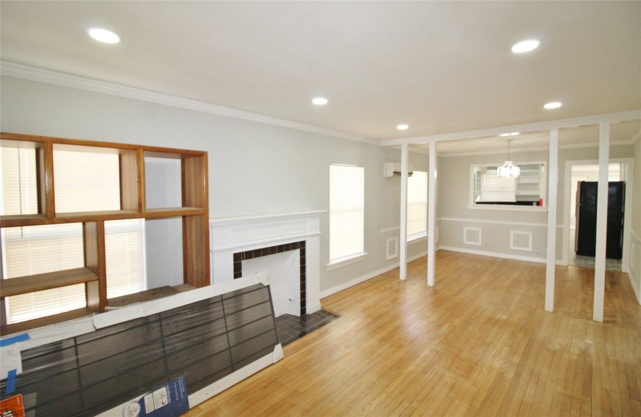 3427 Kinmore St - Photo 6 of 21
