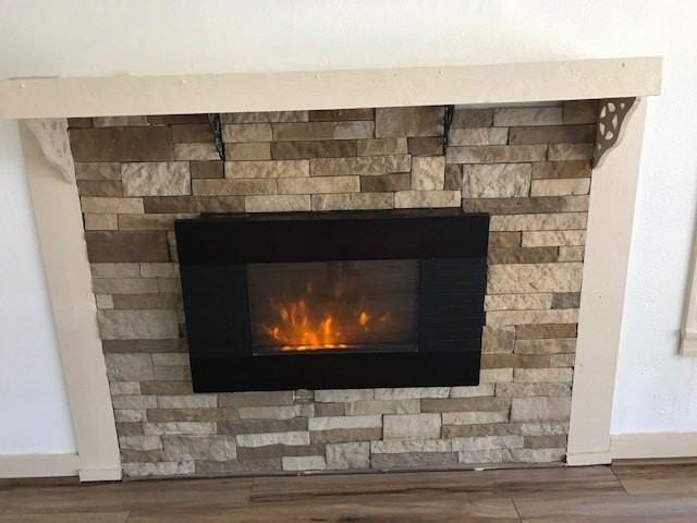 742 S La Salle Dr - Photo 3 of 17