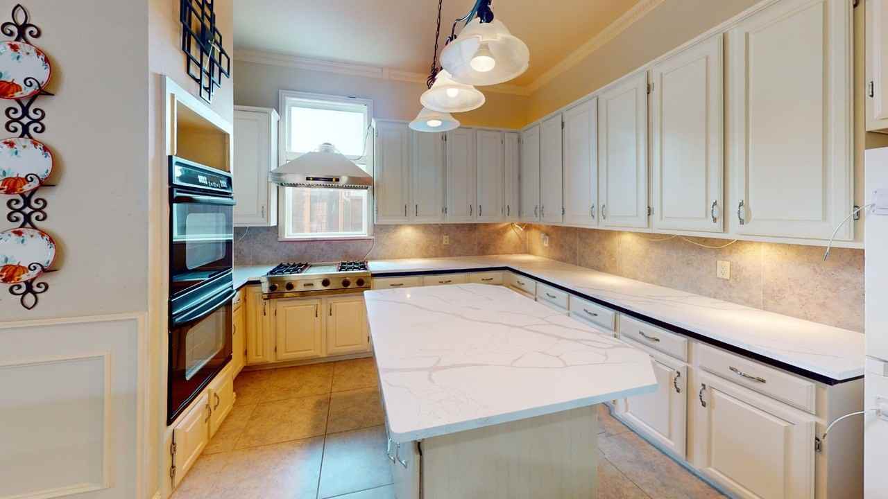 3428 Cabriolet Ct - Photo 4 of 26