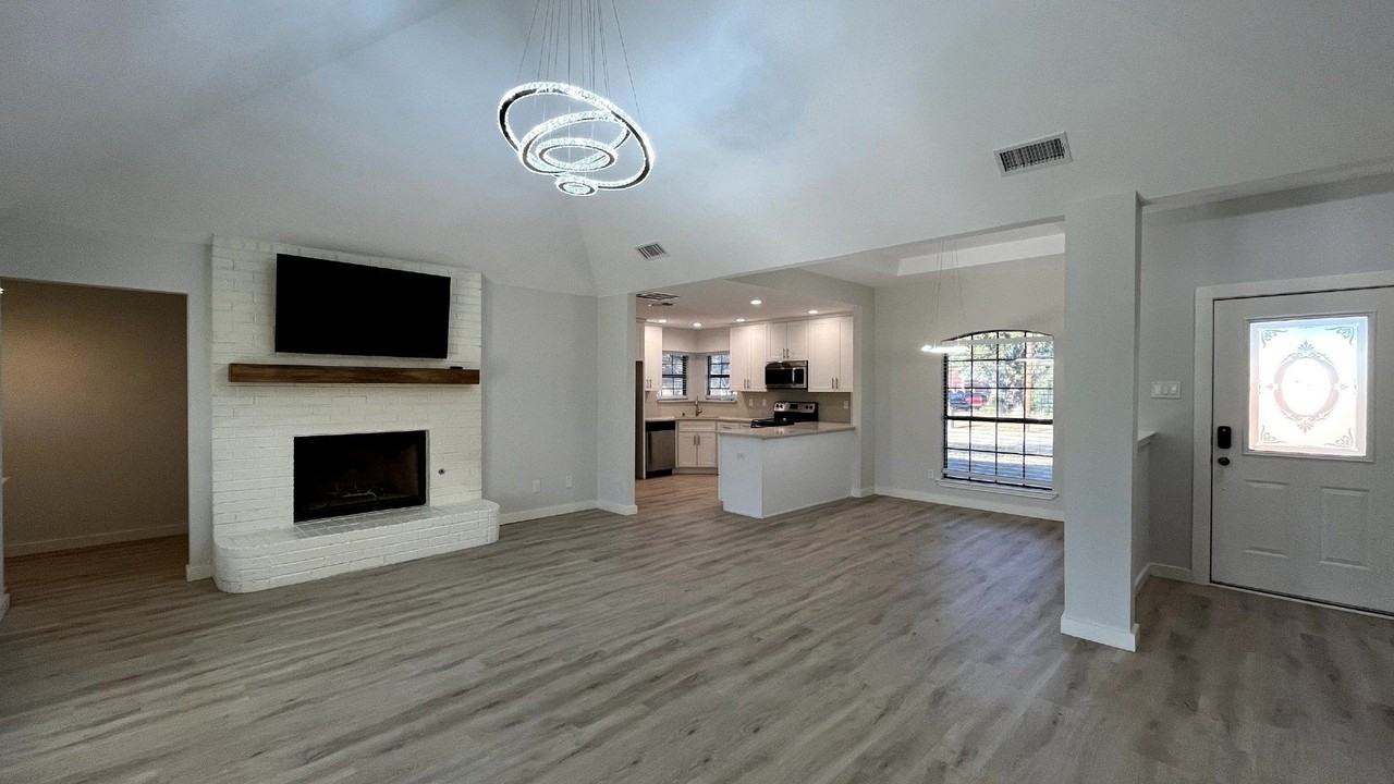 130 Hunters Glen Dr - Photo 5 of 22