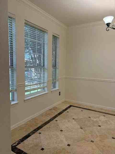 508 Briaroaks Dr - Photo 5 of 31