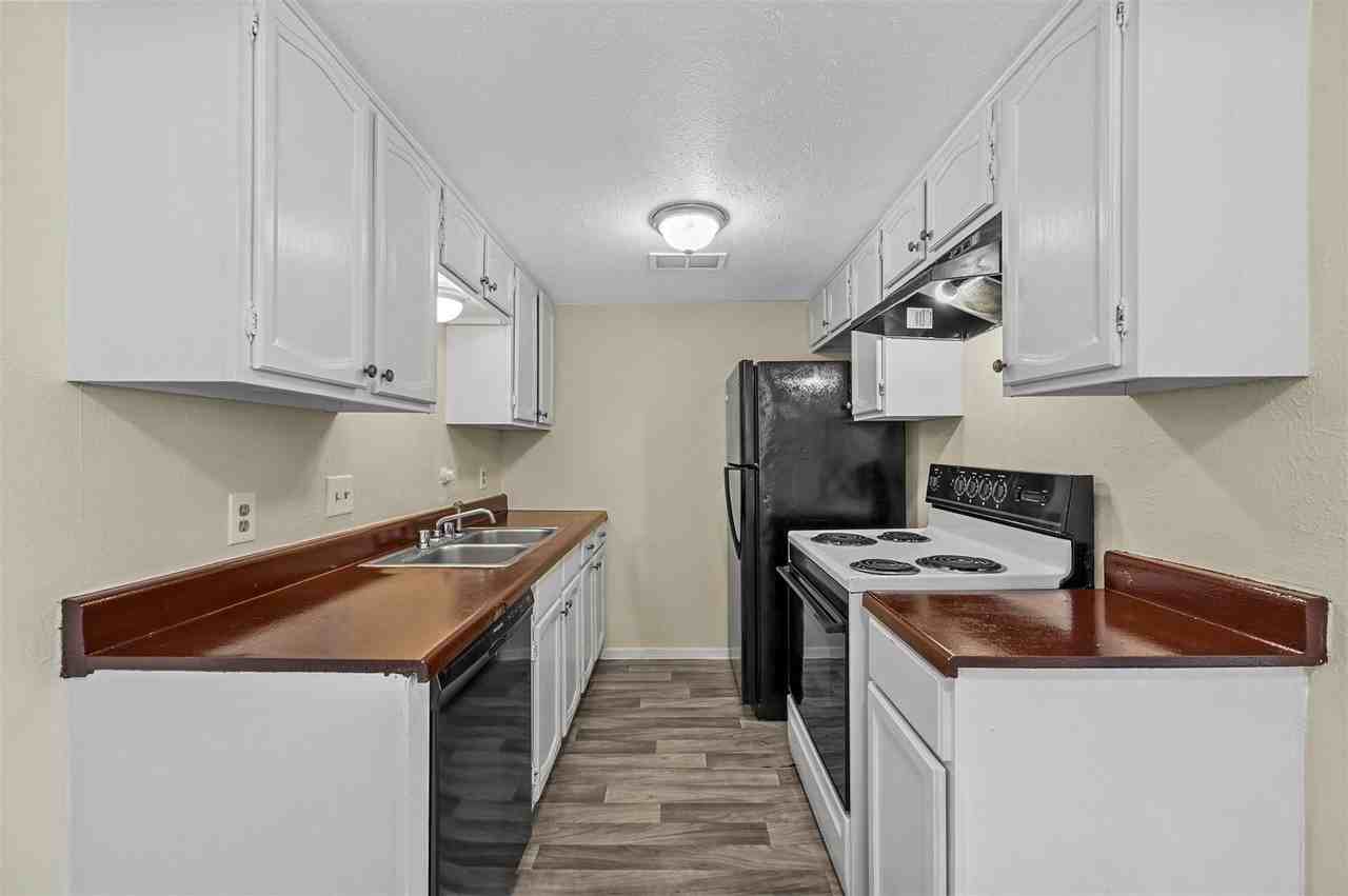 505 Morris St #5 - Photo 4 of 17