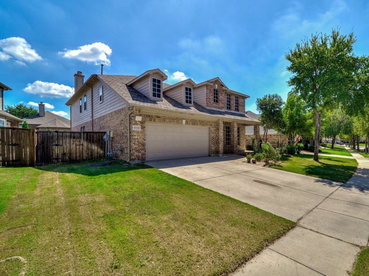9332 Granger Ln - Photo 2 of 37