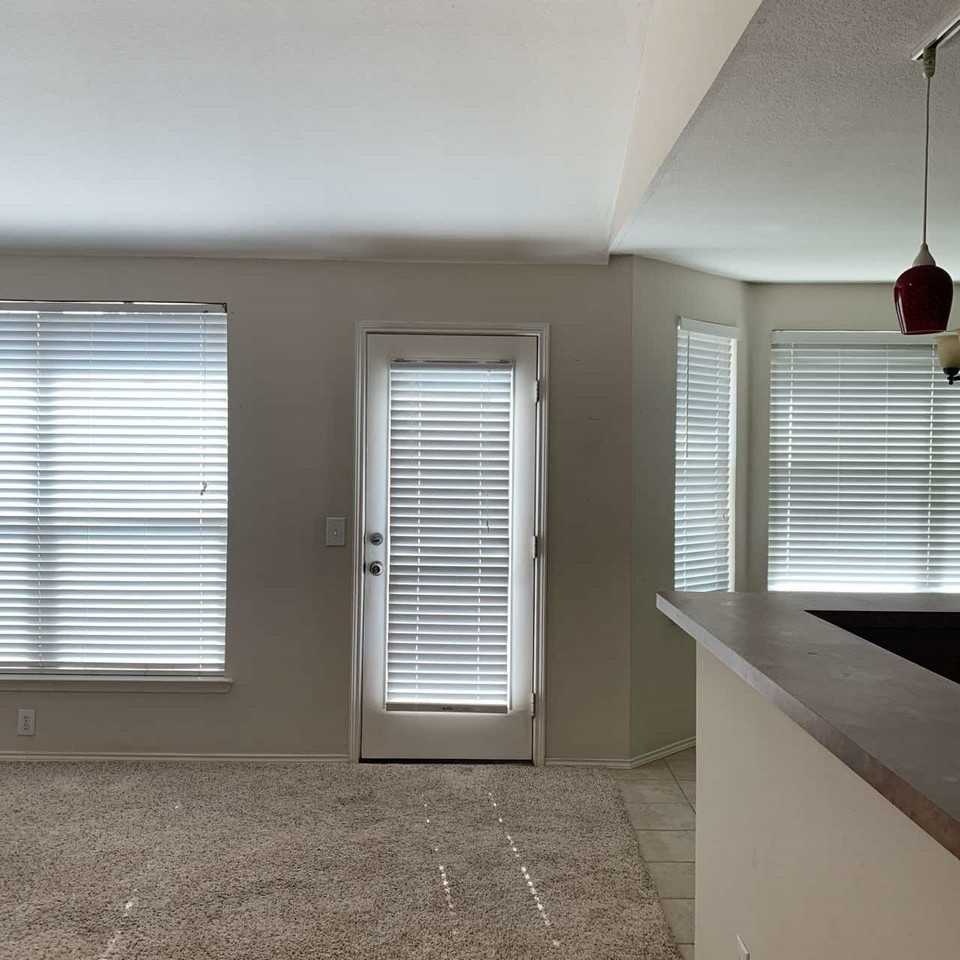208 N Rolling Meadows Dr - Photo 3 of 25