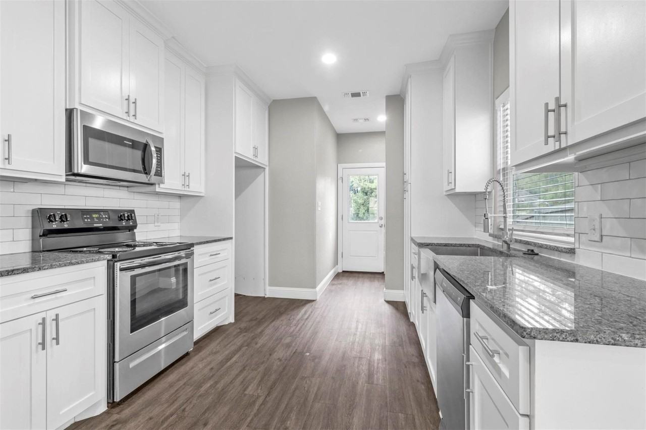 426 W Coffin St - Photo 3 of 15