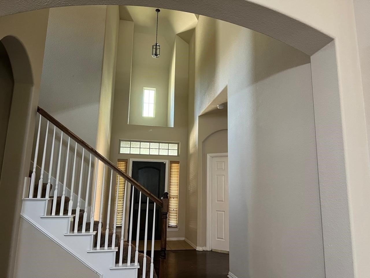 5104 Kestrel Dr - Photo 2 of 33