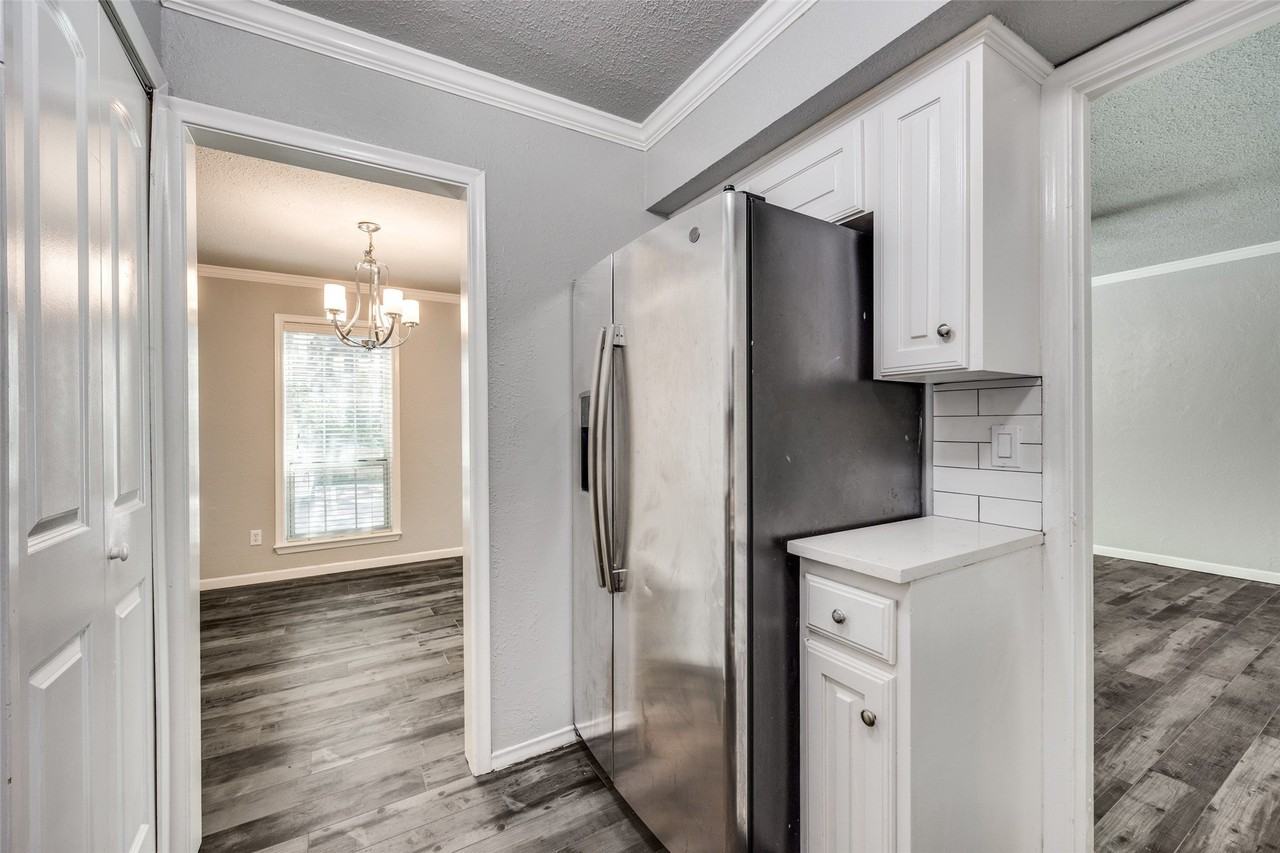 5053 Les Chateaux Dr #141 - Photo 6 of 13