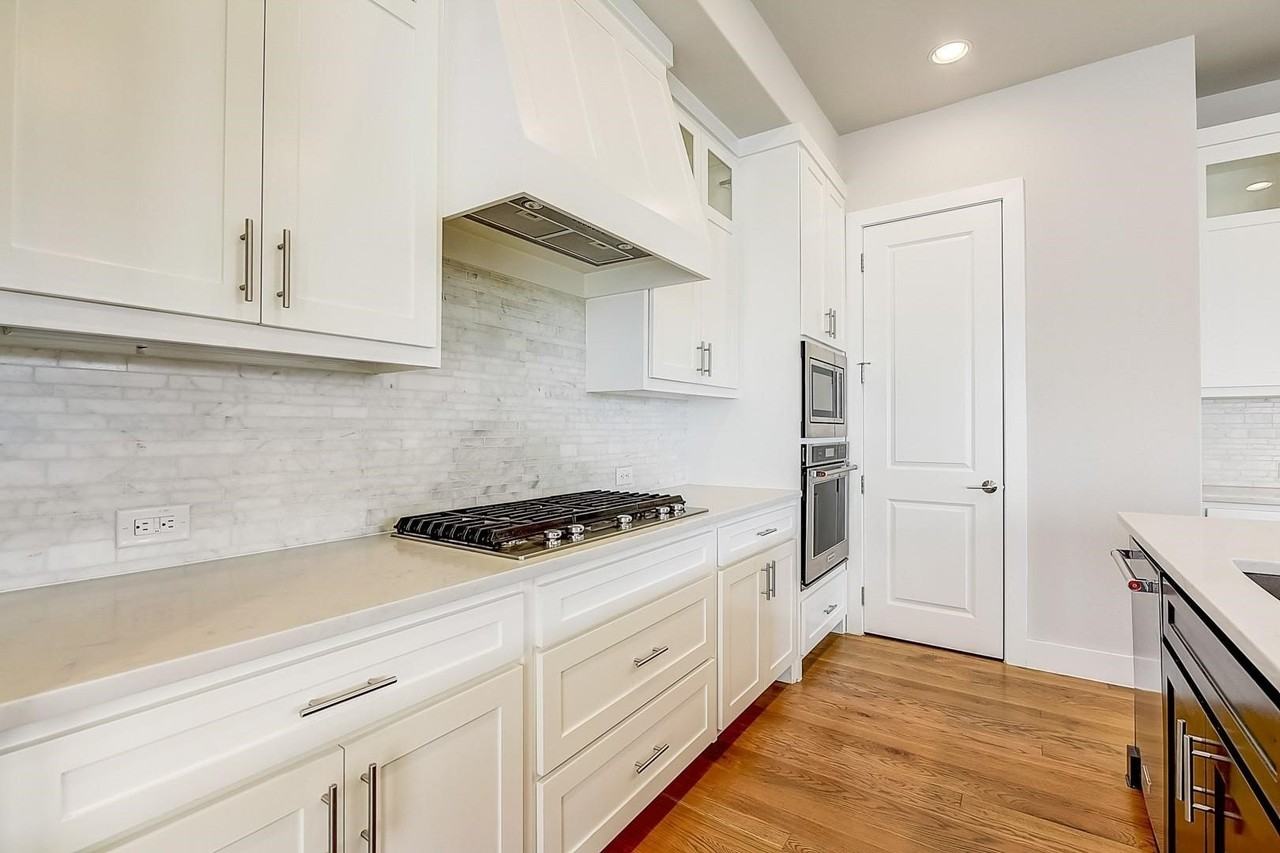 3465 Market Row - Photo 4 of 18