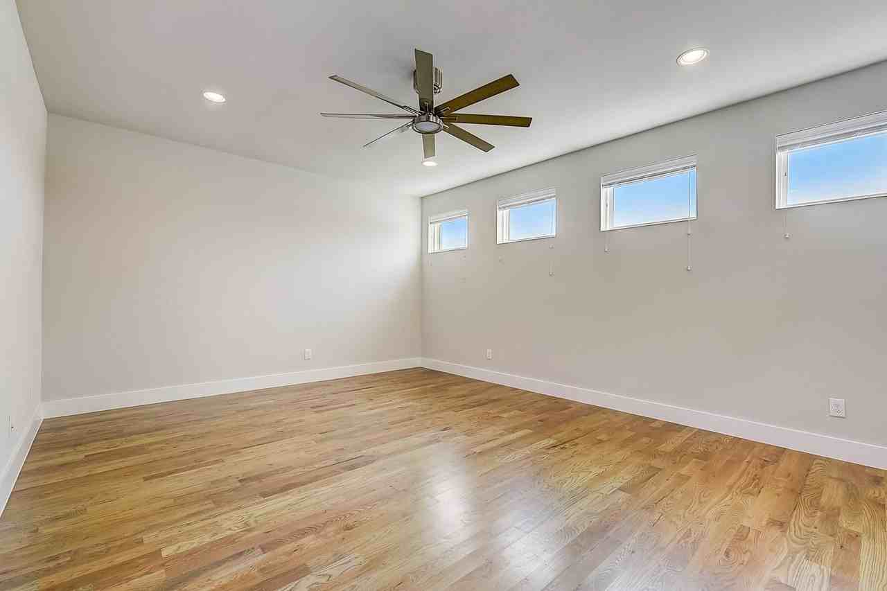 3465 Market Row - Photo 7 of 18