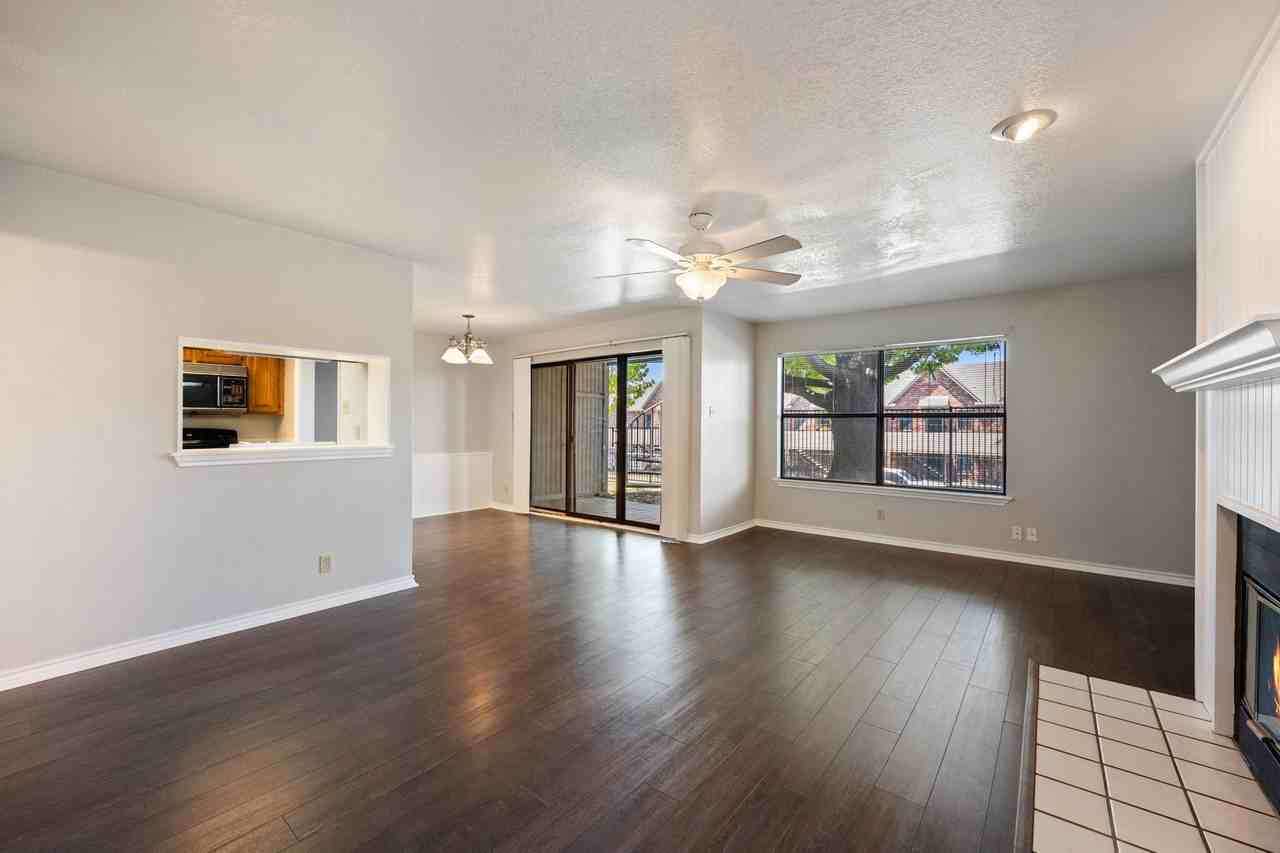 1533 Signal Ridge Pl - Photo 5 of 26