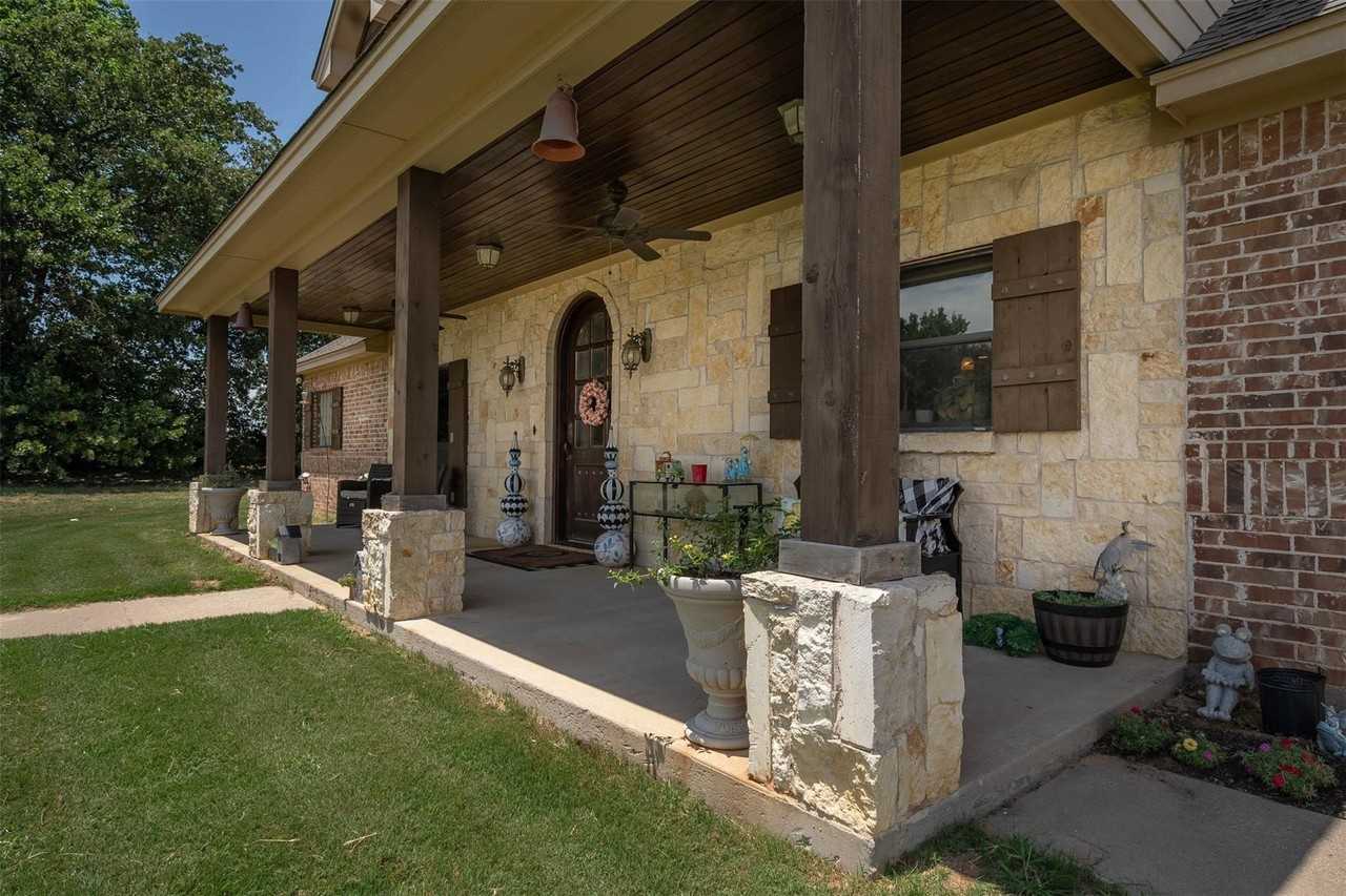 1555 E Blackjack Rd - Photo 3 of 38