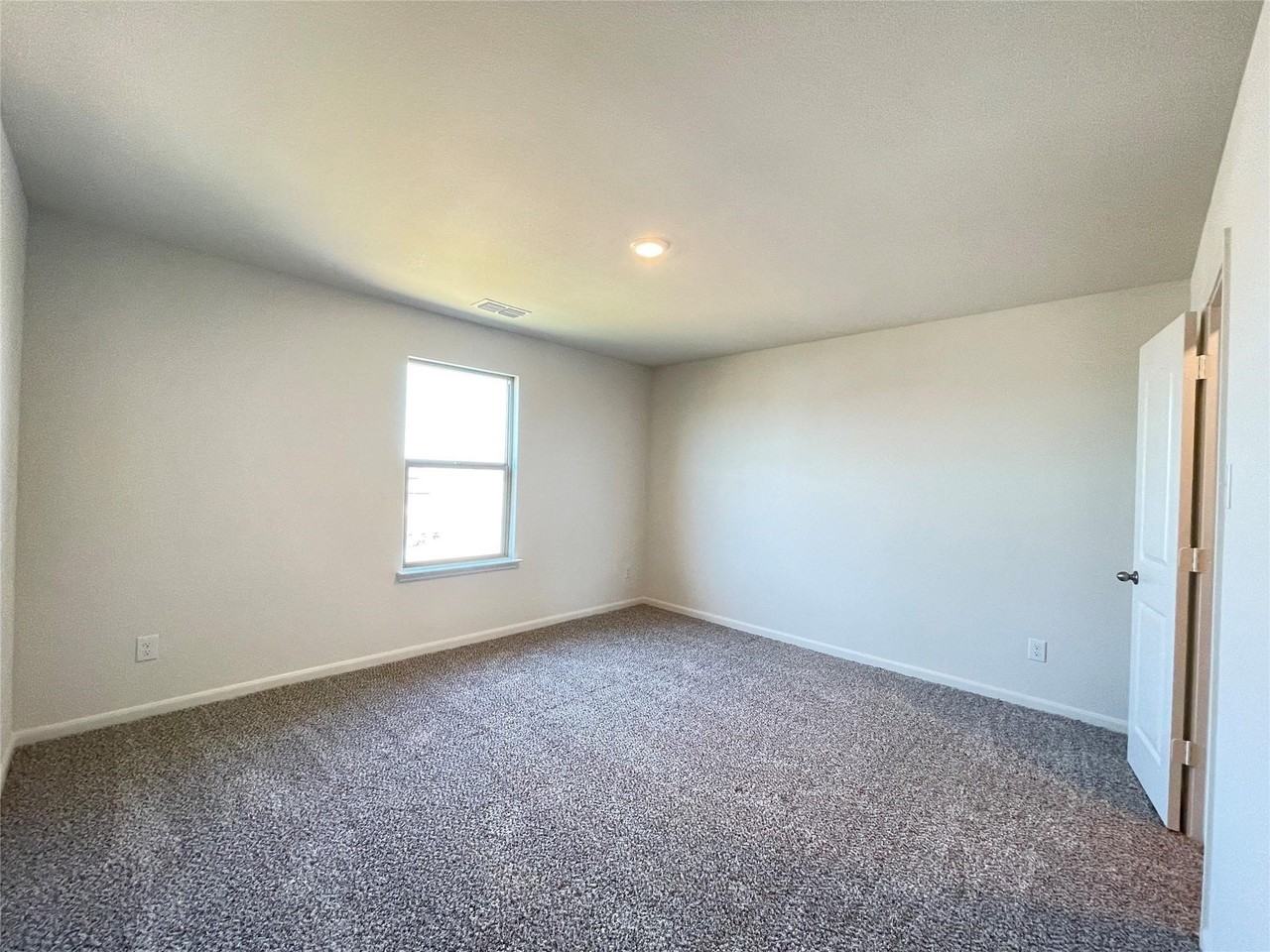 623 Aqueduct Dr - Photo 6 of 27