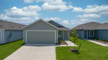 featured image of 221 Poplar Pl
