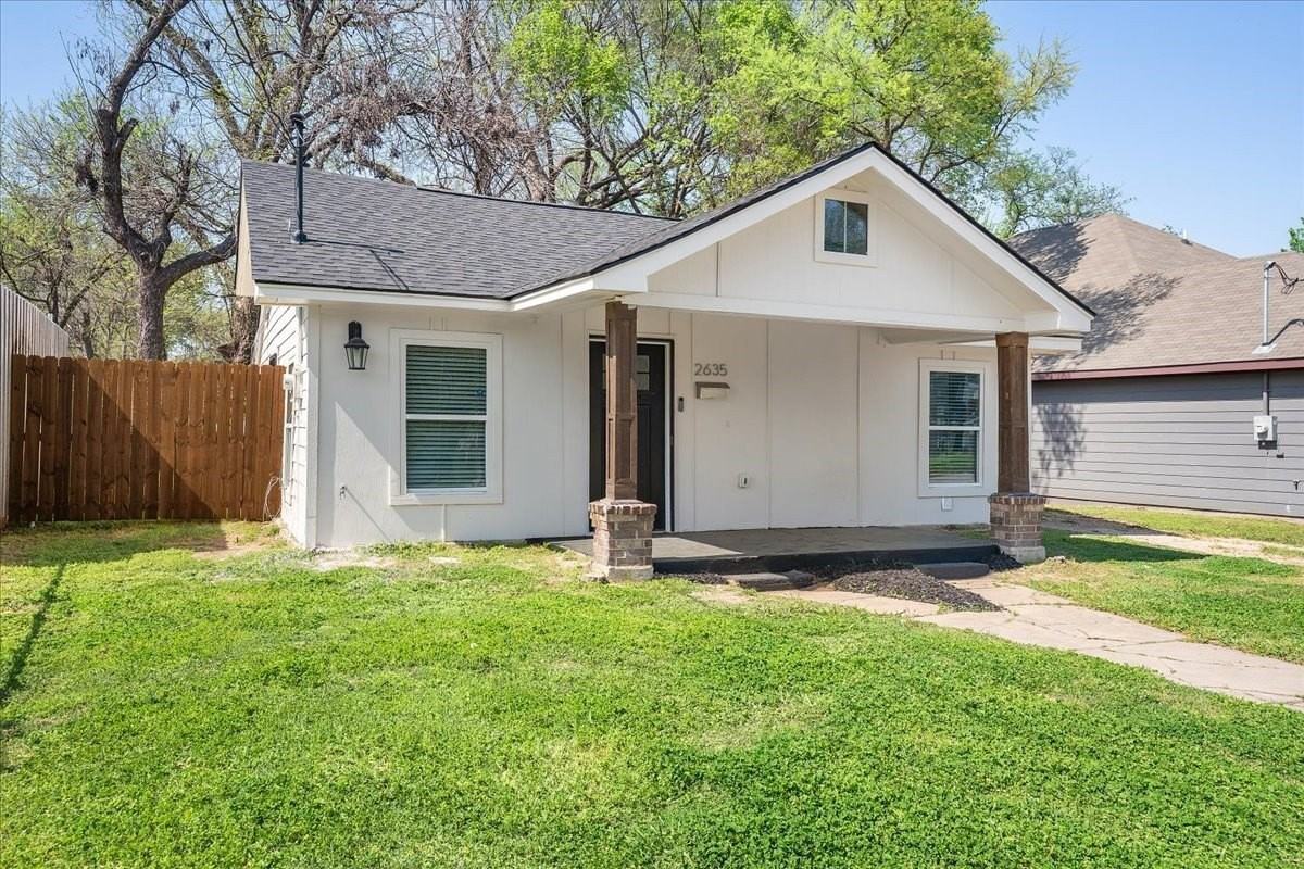 2635 Carpenter Ave - Photo 3 of 20