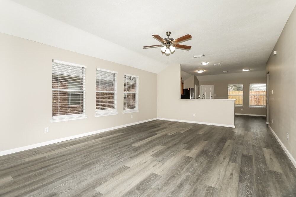 12254 Lavon Dr - Photo 3 of 16
