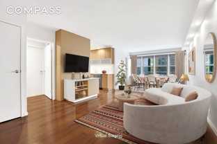 155 E 38th St #17D - Photo 1 of 1