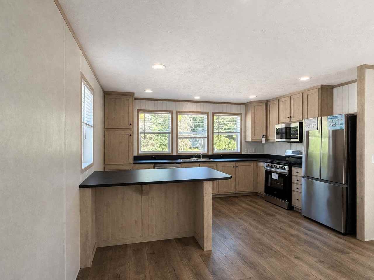 4052 Underwood Ct #307 - Photo 2 of 8