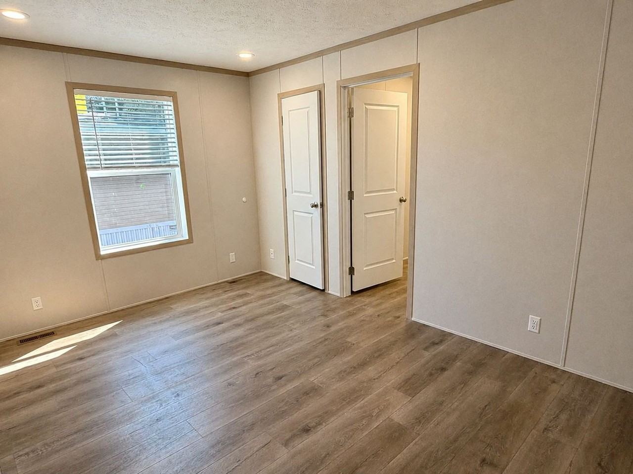 4052 Underwood Ct #307 - Photo 4 of 8