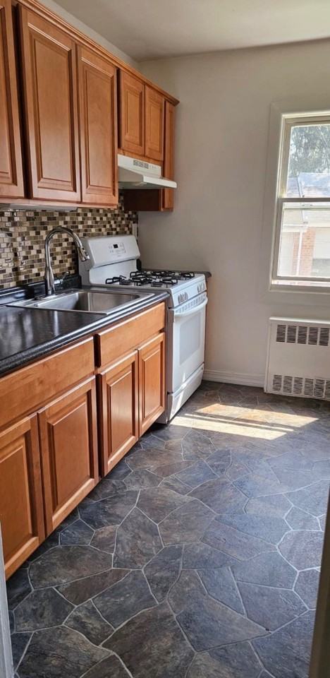 31 Millers Ln #31C - Photo 5 of 12