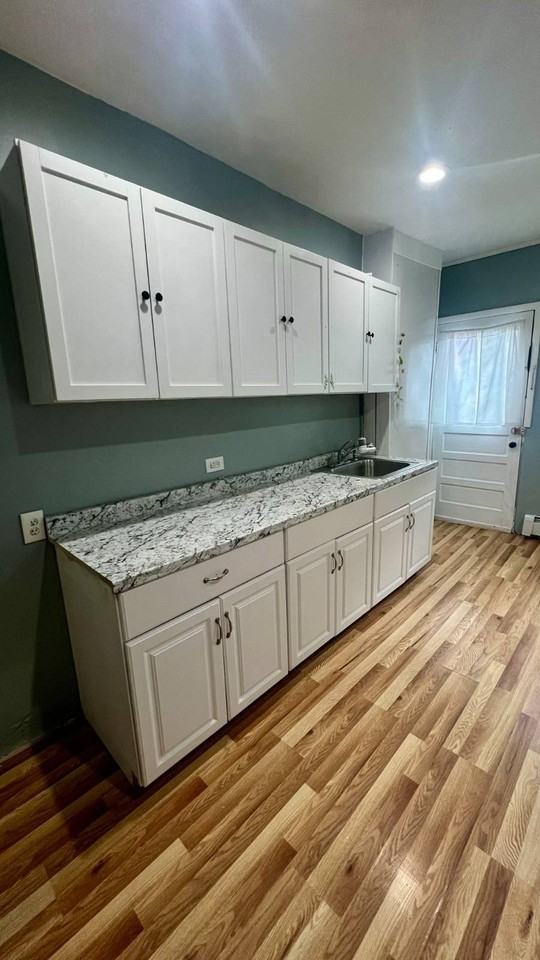 19 Bunn St - Photo 3 of 15