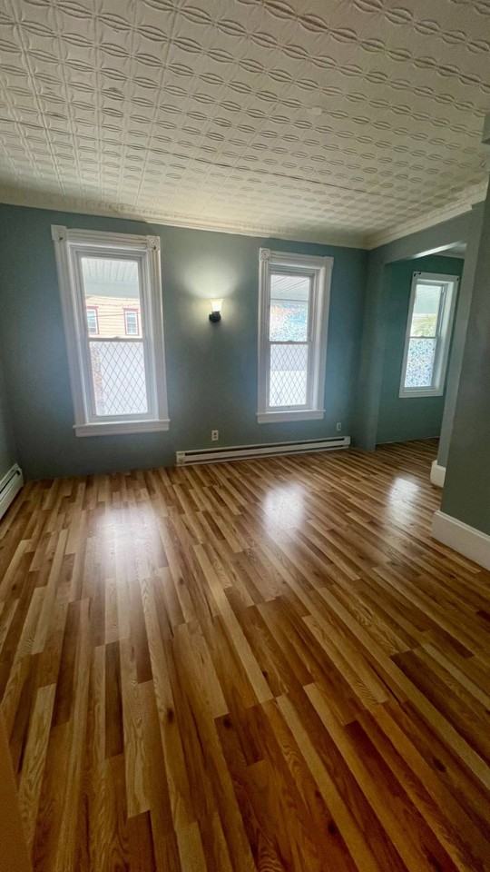 19 Bunn St - Photo 7 of 15