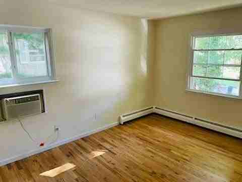 36 Gaffney St - Photo 6 of 8