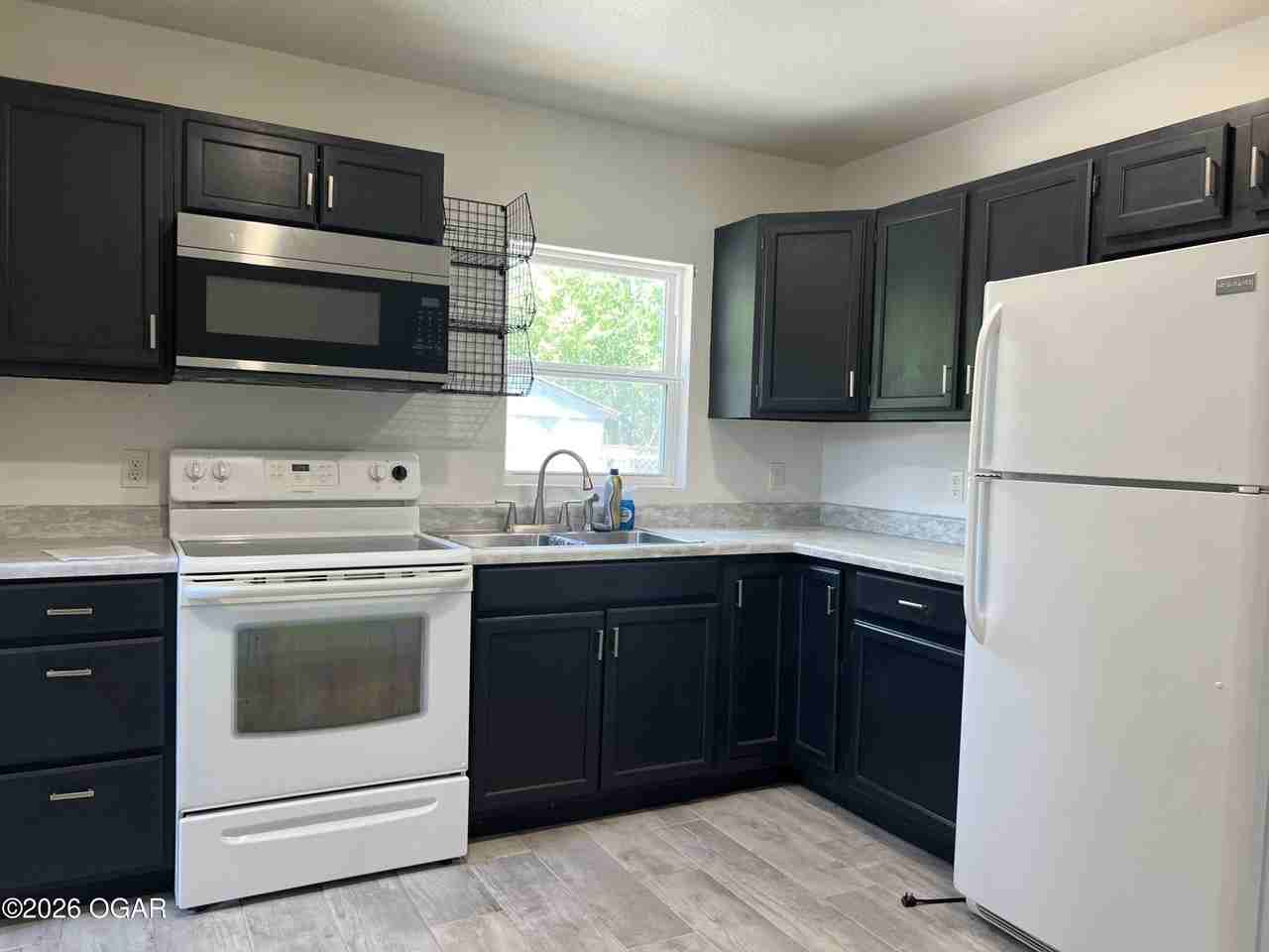 4400 Swede Ln - Photo 6 of 6