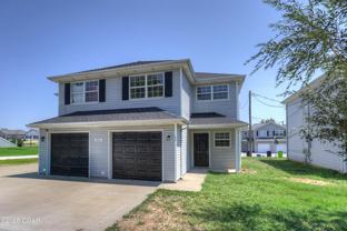 711 S Walker St #B - Photo 1 of 1