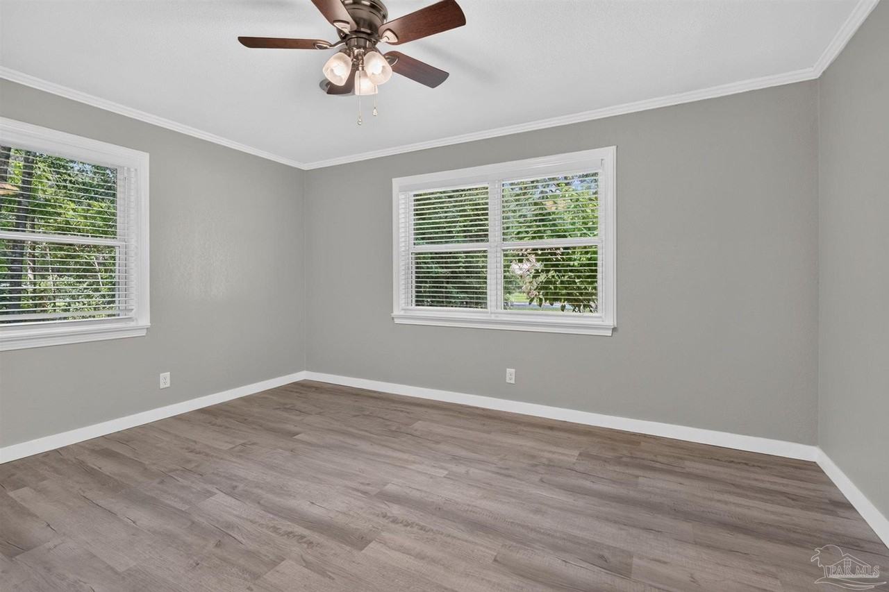 6425 Aspen Ave - Photo 5 of 23