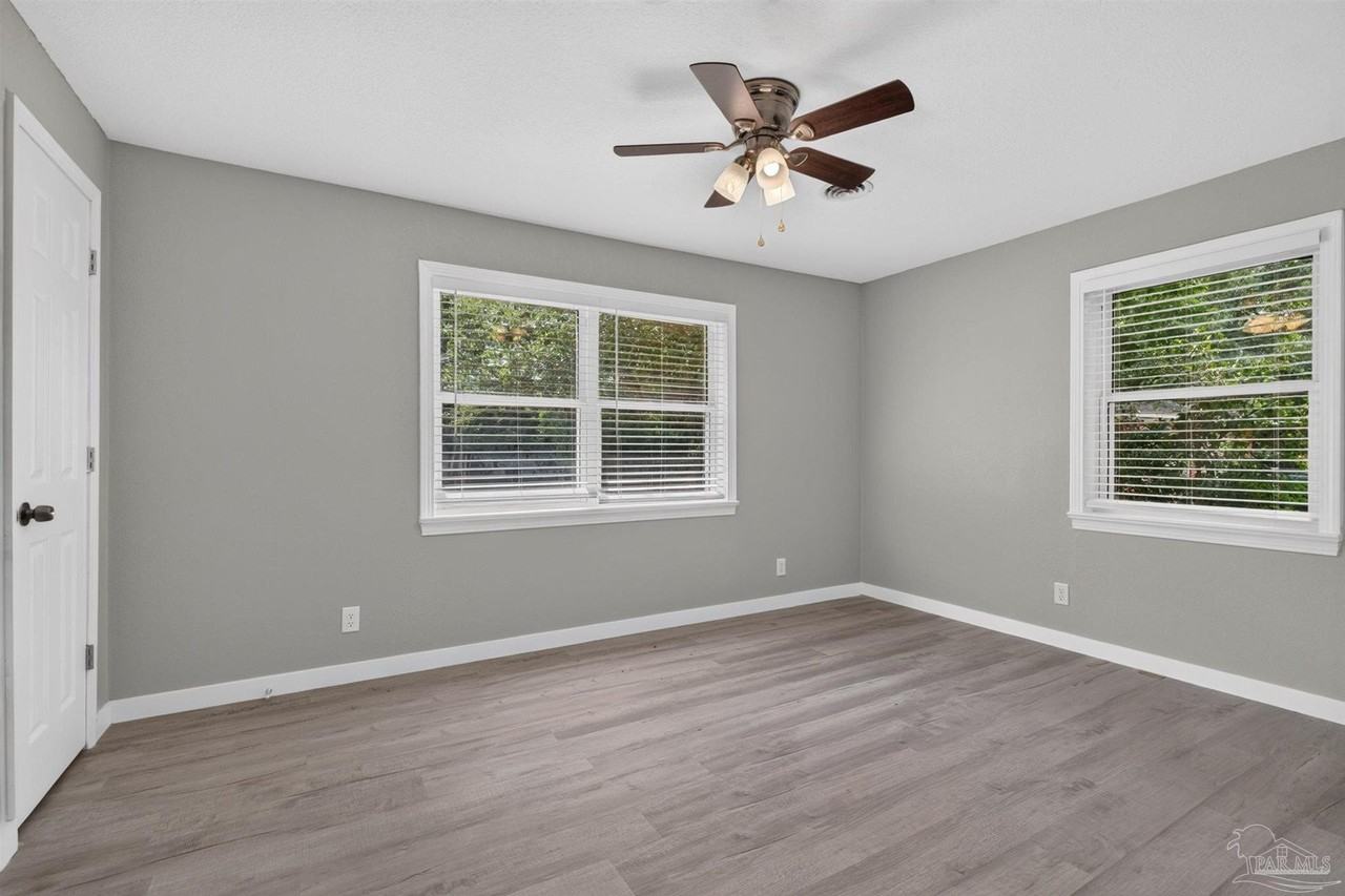 6425 Aspen Ave - Photo 6 of 23