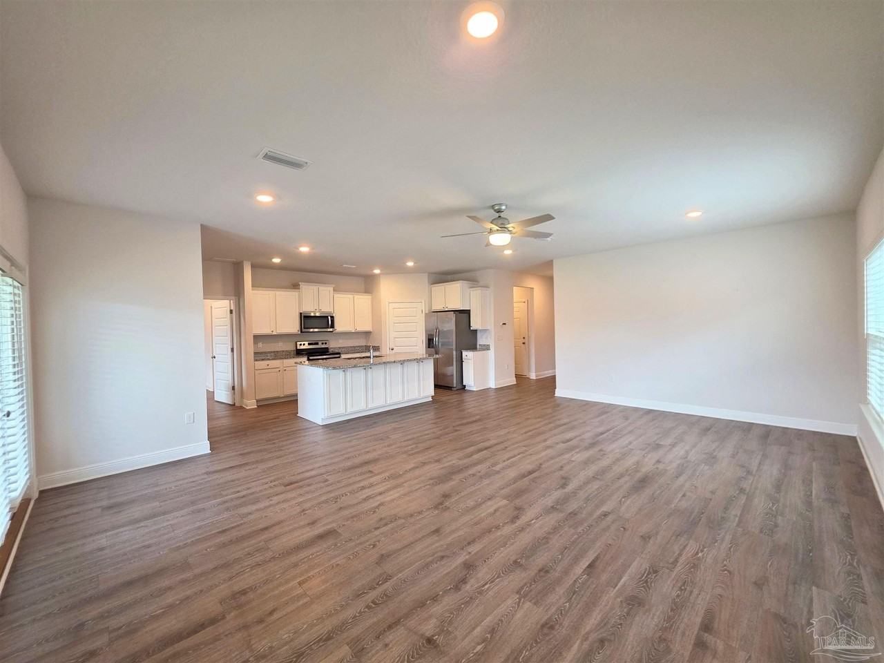 7757 Burnside Loop - Photo 5 of 47