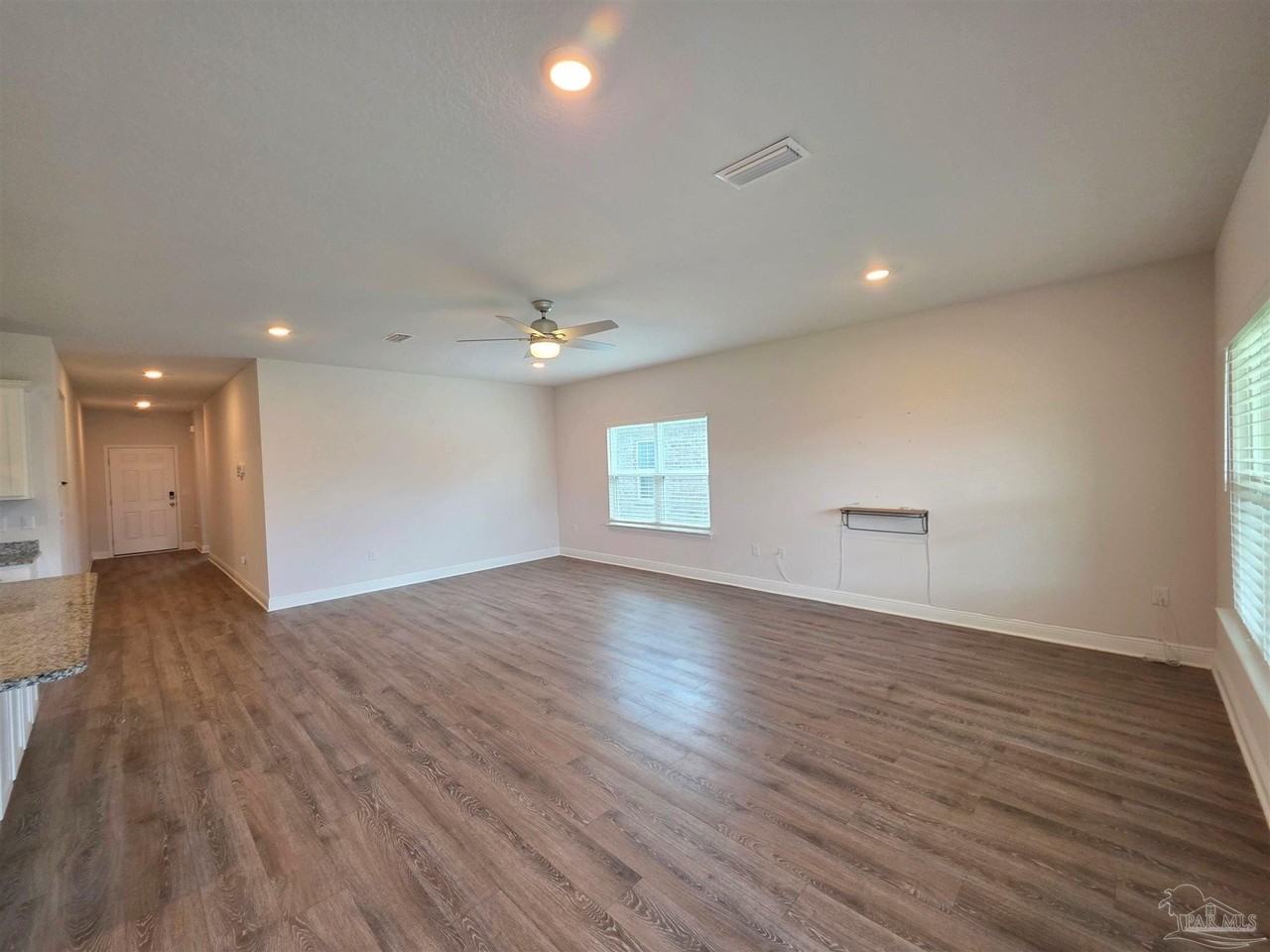 7757 Burnside Loop - Photo 6 of 47