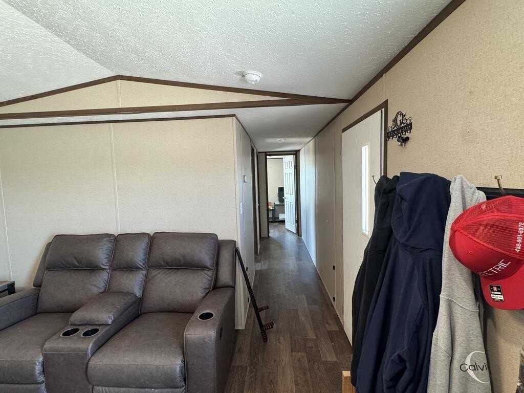 15211 E County Road 160 - Photo 3 of 21
