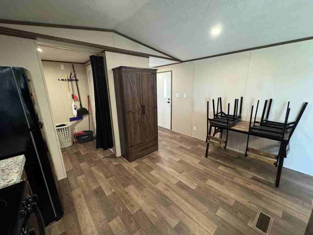 15211 E County Road 160 - Photo 7 of 21