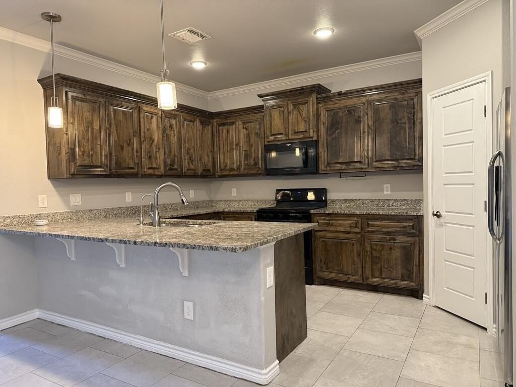 5301 Hagen Ct - Photo 2 of 12