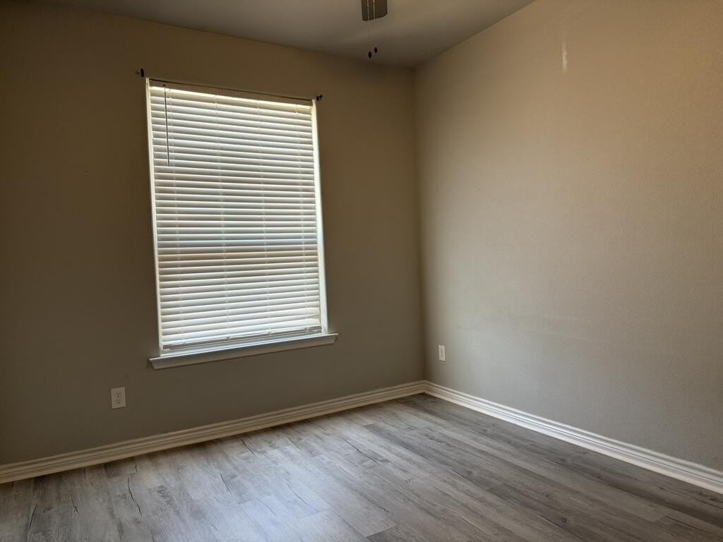 5301 Hagen Ct - Photo 6 of 12