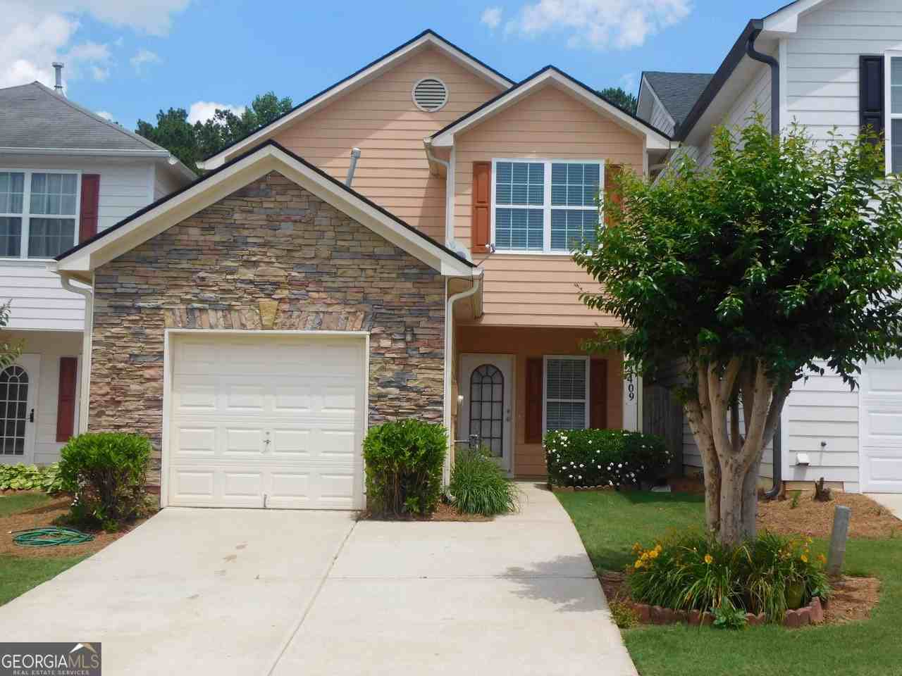 4409 Plum Frost Ct - Photo 2 of 33