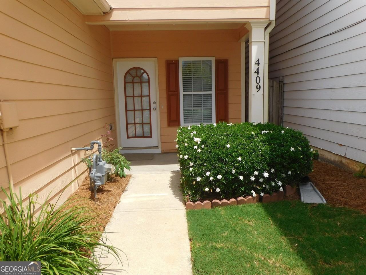 4409 Plum Frost Ct - Photo 4 of 33