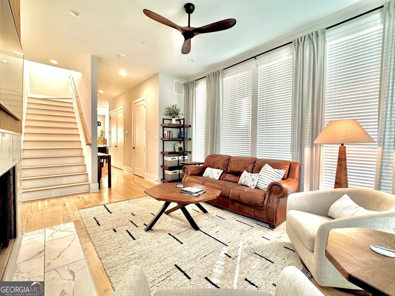 280 2nd St - Photo 4 of 35