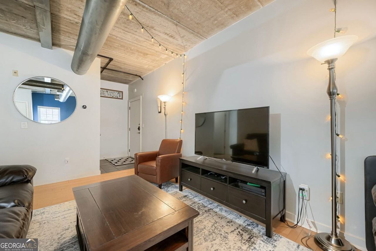 800 Peachtree St Ne - Photo 2 of 18