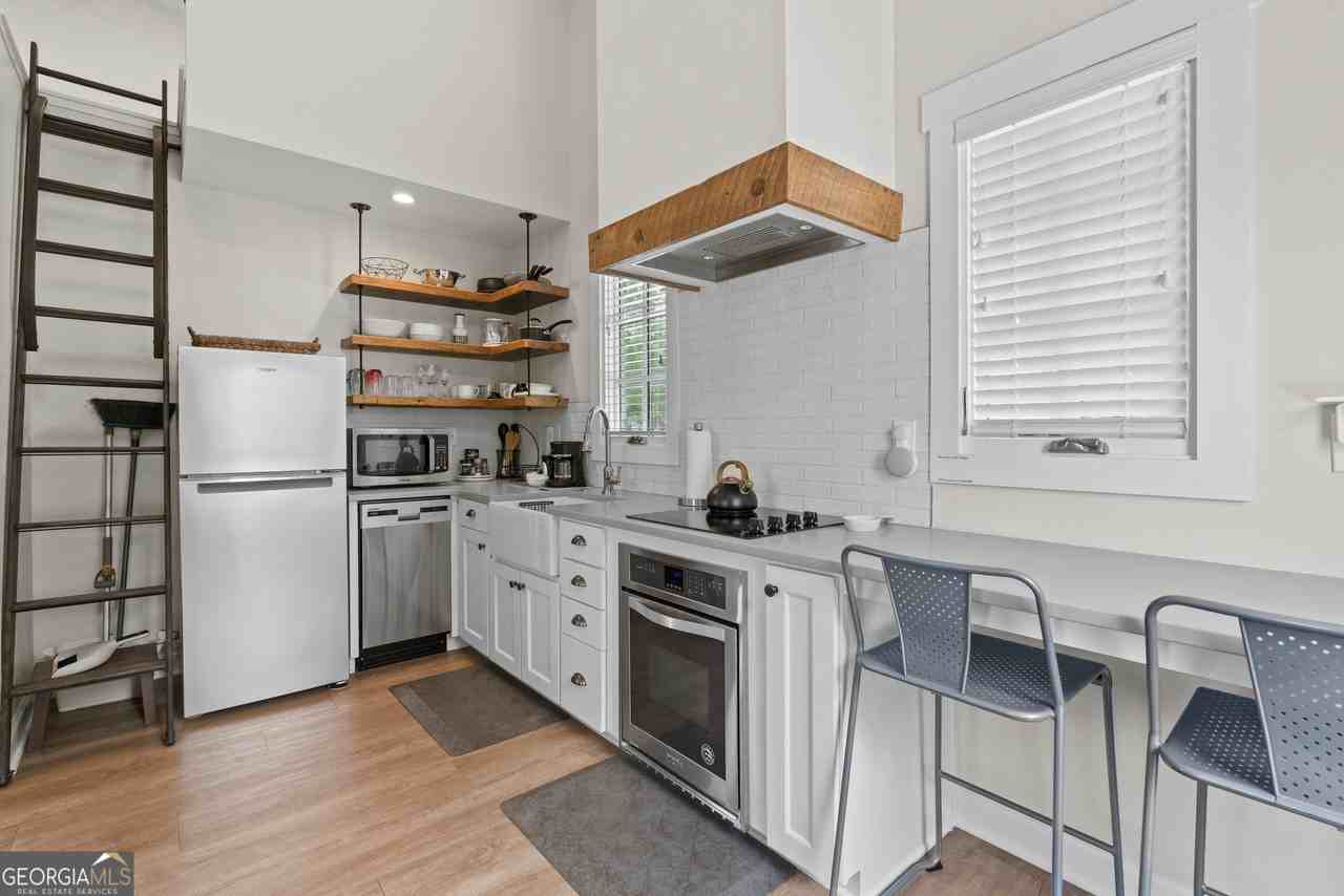 147 Central Ave - Photo 2 of 49