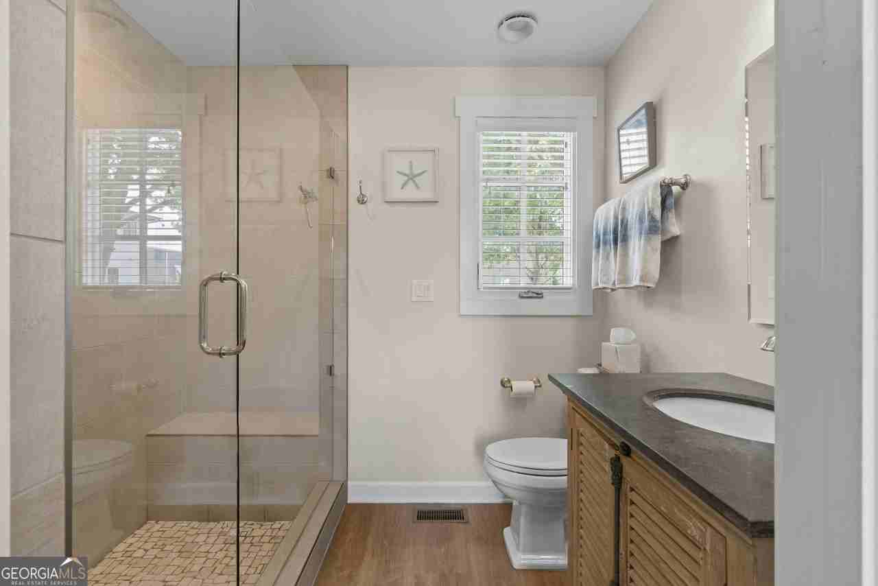 147 Central Ave - Photo 4 of 49