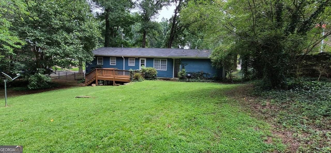 5030 Beth St - Photo 3 of 13