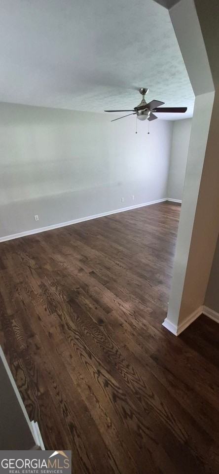 5030 Beth St - Photo 5 of 13