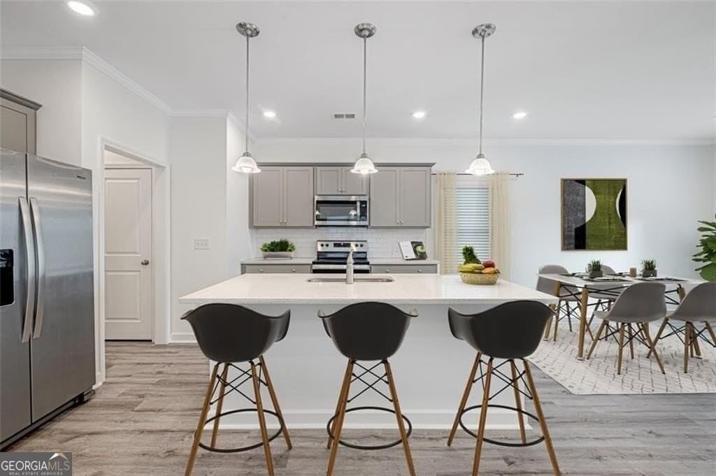 5059 Woodland Hls - Photo 3 of 12